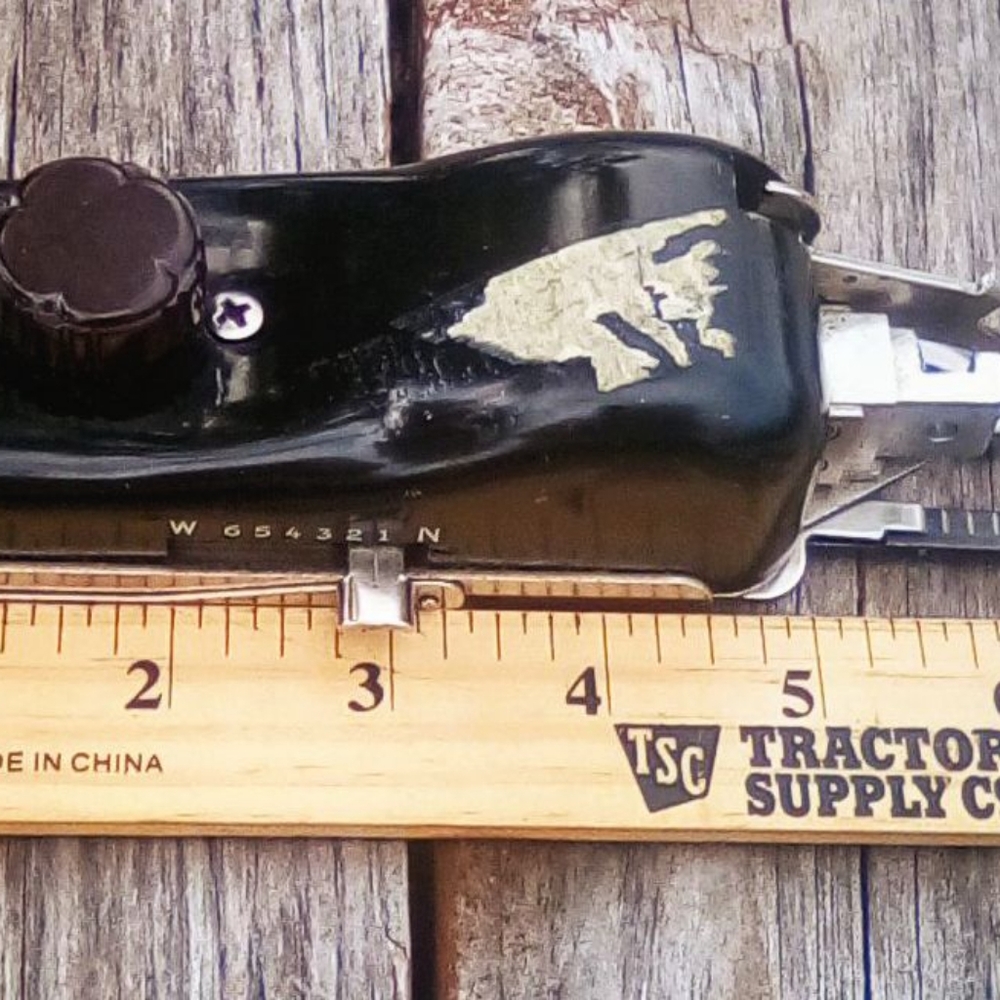Vintage 1940s-50s Griest Rotary Buttonholer Singer Low-Shank w/ Box & Templates - Picture 9 of 12